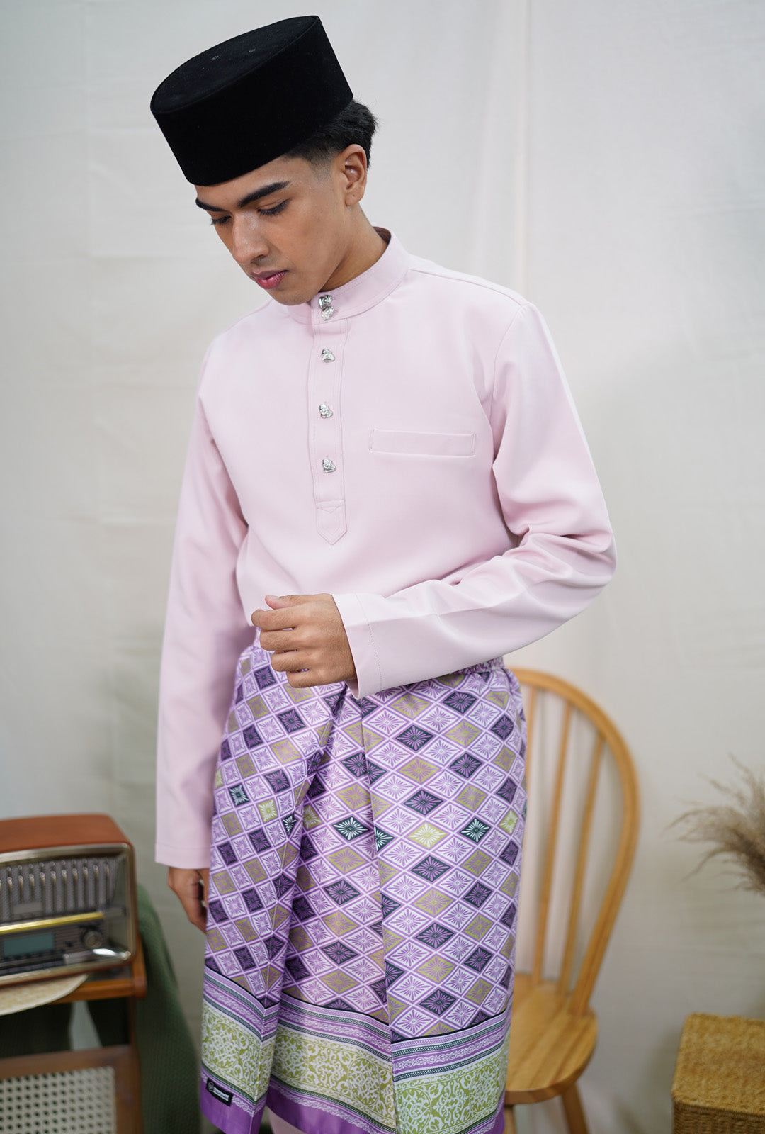 Samping Batik in Lilac Pink
